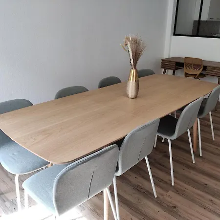 Chaleureux Appartement Centre Ville Bars Et Restaurants