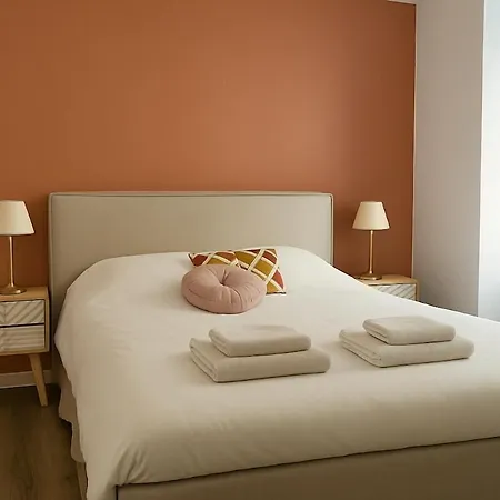 Apartment Chaleureux Appartement Centre Ville Bars Et Restaurants